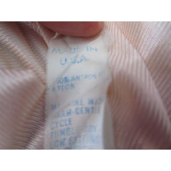 Vintage Henson Kickernick Blush Bed Jacket Tan Lace Sz. Small EUC USA Made - Picture 11 of 11
